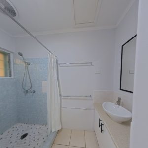2/55 Wilks Street, Westcourt, QLD 4870 AUS