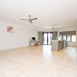 4 Turon Close, Bentley Park, QLD 4869 AUS