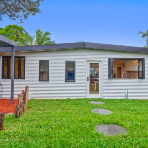 52 Christensen Street, Machans Beach, QLD 4878 AUS