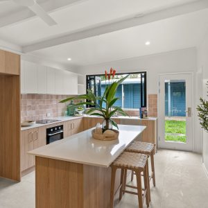52 Christensen Street, Machans Beach, QLD 4878 AUS