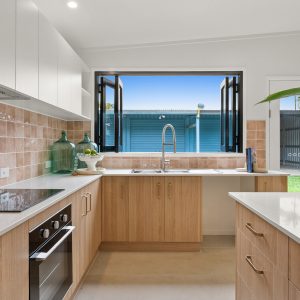 52 Christensen Street, Machans Beach, QLD 4878 AUS