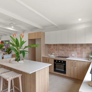 52 Christensen Street, Machans Beach, QLD 4878 AUS