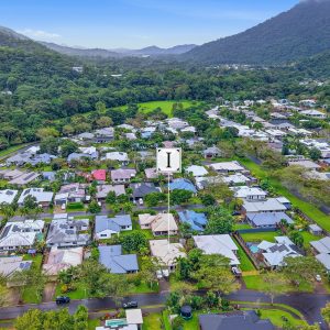 41 Huntley Crescent, Redlynch, QLD 4870 AUS