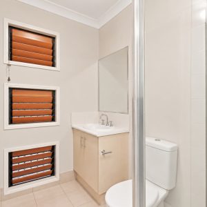 41 Huntley Crescent, Redlynch, QLD 4870 AUS