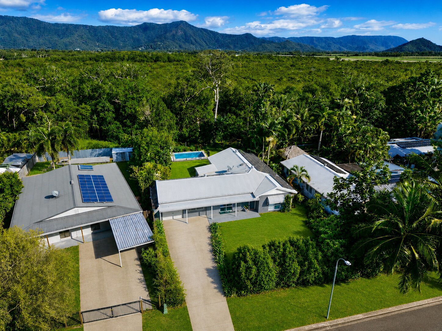 84 Baronia Crescent, Holloways Beach - Image 1