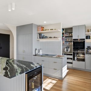 254 Toogood Road, Bayview Heights, QLD 4868 AUS