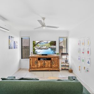 60 Whereat Road, Bentley Park, QLD 4869 AUS