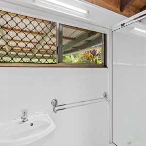 30 Shannon Drive, Woree, QLD 4868 AUS