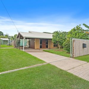 30 Shannon Drive, Woree, QLD 4868 AUS