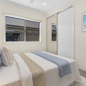 15 City View Crescent, Mooroobool, QLD 4870 AUS