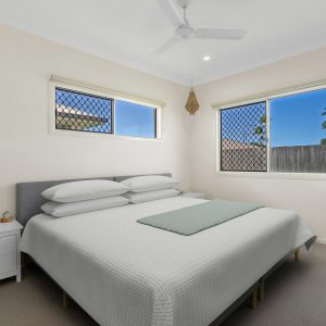 15 City View Crescent, Mooroobool, QLD 4870 AUS