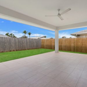 15 City View Crescent, Mooroobool, QLD 4870 AUS