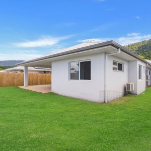 15 City View Crescent, Mooroobool, QLD 4870 AUS