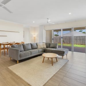 15 City View Crescent, Mooroobool, QLD 4870 AUS