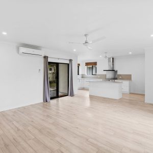 18 Wewak Street, Trinity Beach, QLD 4879 AUS