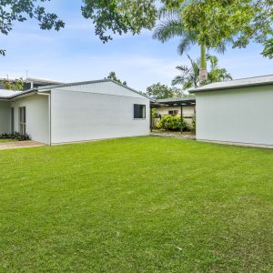 18 Wewak Street, Trinity Beach, QLD 4879 AUS
