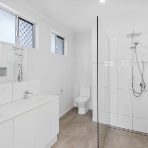 18 Wewak Street, Trinity Beach, QLD 4879 AUS