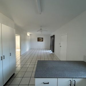 1/50 Winkworth Street, Westcourt, QLD 4870 AUS