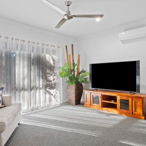 30-32 Nicholas Street, Clifton Beach, QLD 4879 AUS