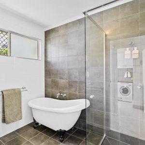 12 Gilmore Street, Bentley Park, QLD 4869 AUS