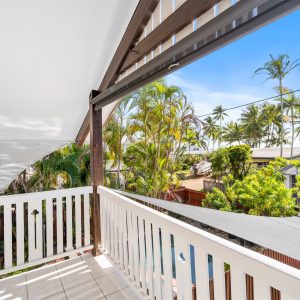 4/7 Hibiscus Lane, Holloways Beach, QLD 4878 AUS