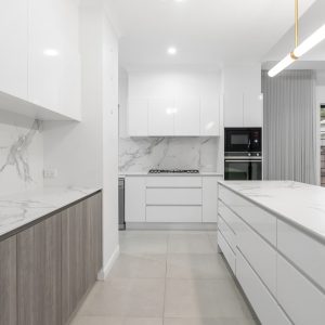 8 Headsail Drive, Trinity Beach, QLD 4879 AUS