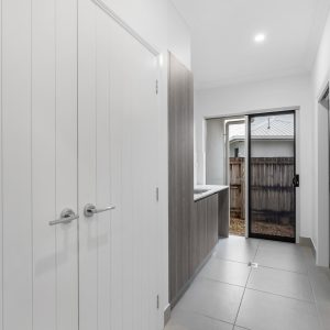 8 Headsail Drive, Trinity Beach, QLD 4879 AUS