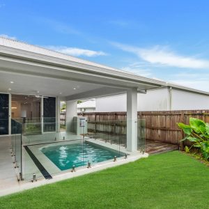 8 Headsail Drive, Trinity Beach, QLD 4879 AUS