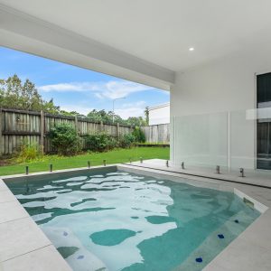 8 Headsail Drive, Trinity Beach, QLD 4879 AUS