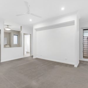 8 Headsail Drive, Trinity Beach, QLD 4879 AUS