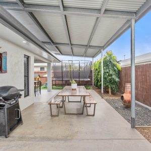 23 Ferndale Entrance, Trinity Beach, QLD 4879 AUS