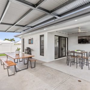 23 Ferndale Entrance, Trinity Beach, QLD 4879 AUS