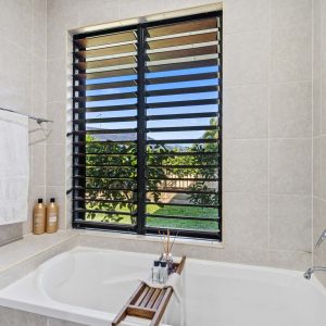 20 Lookout Terrace, Trinity Beach, QLD 4879 AUS