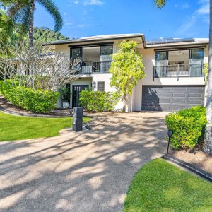 20 Lookout Terrace, Trinity Beach, QLD 4879 AUS