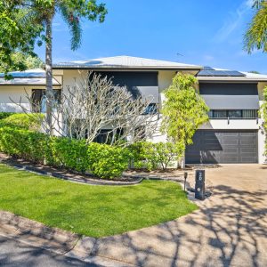 20 Lookout Terrace, Trinity Beach, QLD 4879 AUS