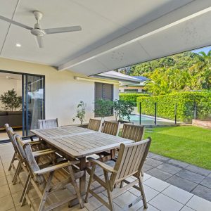20 Lookout Terrace, Trinity Beach, QLD 4879 AUS