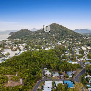 8 Natica Close, Trinity Beach, QLD 4879 AUS