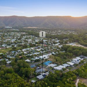 8 Natica Close, Trinity Beach, QLD 4879 AUS