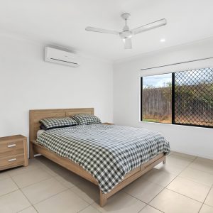 15 Ainscow Drive, Bentley Park, QLD 4869 AUS