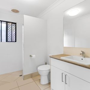 15 Ainscow Drive, Bentley Park, QLD 4869 AUS