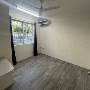 2/10-12 Joan Street, Bungalow, QLD 4870 AUS