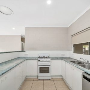 77 Bathurst Drive, Bentley Park, QLD 4869 AUS