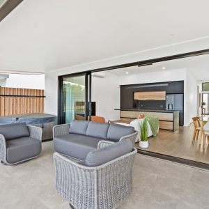 11 Wakepark Lane, Smithfield, QLD 4878 AUS
