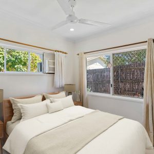 2/4 Hay Street, Mount Sheridan, QLD 4868 AUS