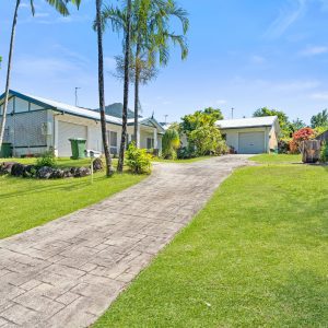 2/4 Hay Street, Mount Sheridan, QLD 4868 AUS