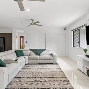 26 Whipbird Drive, Smithfield, QLD 4878 AUS