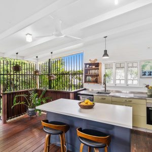263 McLeod Street, Cairns North, QLD 4870 AUS