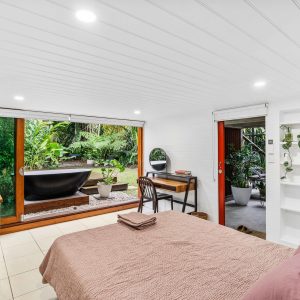 263 McLeod Street, Cairns North, QLD 4870 AUS