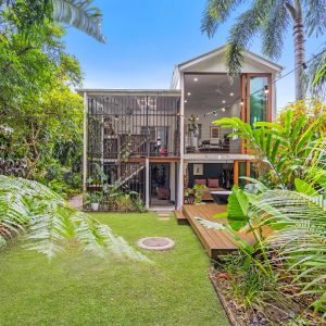 263 McLeod Street, Cairns North, QLD 4870 AUS