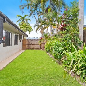 8 Cowie Close, Bentley Park, QLD 4869 AUS